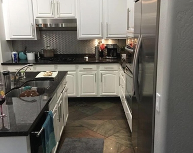 9353 E Via De Vaquero Drive - Photo Thumbnail 10