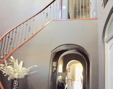 9353 E Via De Vaquero Drive - Photo Thumbnail 18