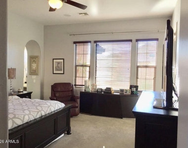 9353 E Via De Vaquero Drive - Photo Thumbnail 15