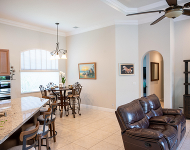 10122 Oak Meadow Lane - Photo Thumbnail 10