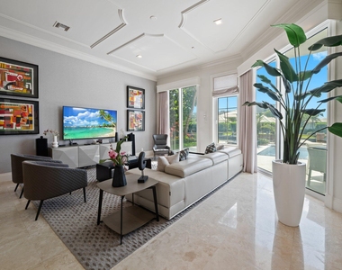 81 S Island Dr S - Photo Thumbnail 8