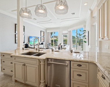 81 S Island Dr S - Photo Thumbnail 15