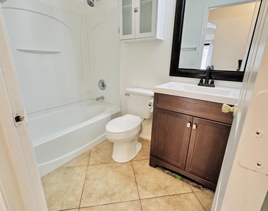 192 N 222nd Drive - Photo Thumbnail 11