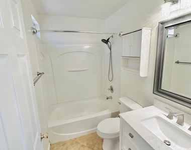 192 N 222nd Drive - Photo Thumbnail 14