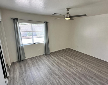 192 N 222nd Drive - Photo Thumbnail 13