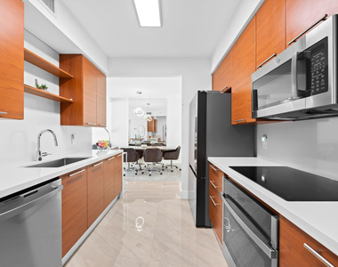 350 Se 2nd Street - Photo Thumbnail 9