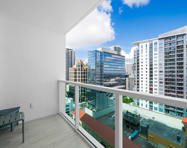 350 Se 2nd Street - Photo Thumbnail 13