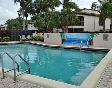 8045 Eastlake Drive - Photo Thumbnail 7