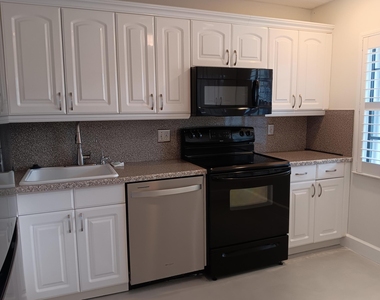 8045 Eastlake Drive - Photo Thumbnail 43