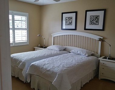 8045 Eastlake Drive - Photo Thumbnail 18
