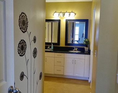 8045 Eastlake Drive - Photo Thumbnail 3