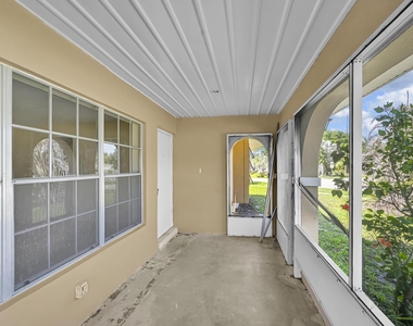 160 Ne Bracken Road - Photo Thumbnail 3