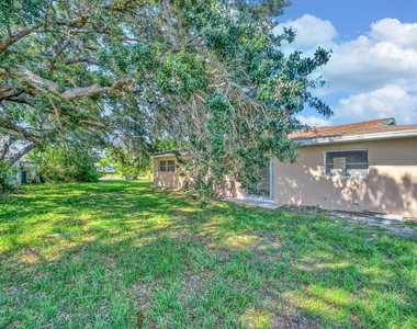 160 Ne Bracken Road - Photo Thumbnail 21