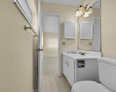 160 Ne Bracken Road - Photo Thumbnail 15