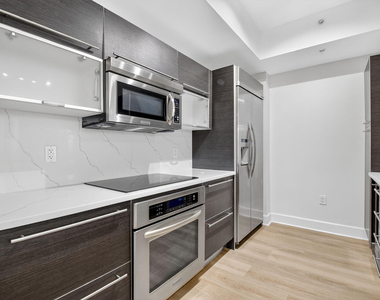 550 Okeechobee Boulevard - Photo Thumbnail 11
