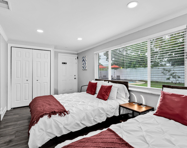 6860 Tyler Street - Photo Thumbnail 25