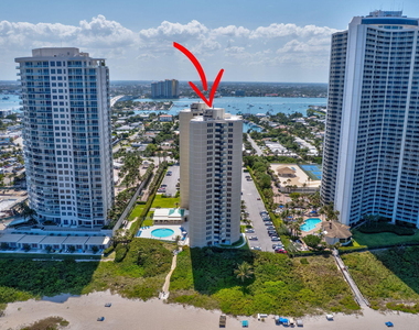 2800 N Ocean Drive - Photo Thumbnail 32