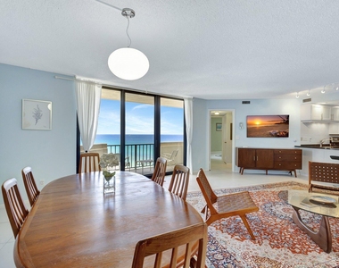 2800 N Ocean Drive - Photo Thumbnail 10