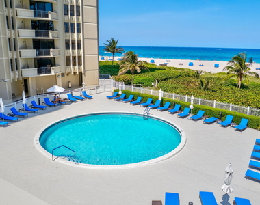 2800 N Ocean Drive - Photo Thumbnail 23
