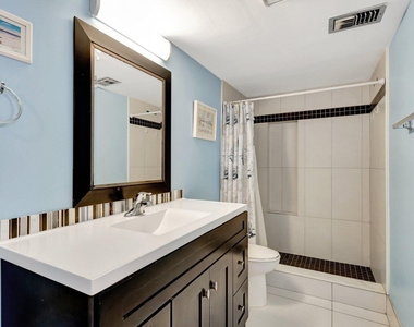 2800 N Ocean Drive - Photo Thumbnail 16