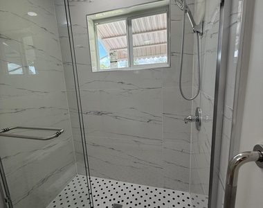 255 South Boulevard - Photo Thumbnail 13