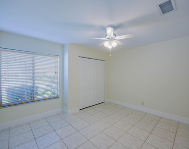 9497 Boca Gardens Parkway - Photo Thumbnail 13