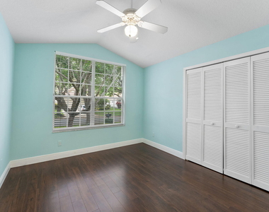981 Delray Lakes Drive - Photo Thumbnail 14