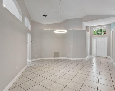 981 Delray Lakes Drive - Photo Thumbnail 5