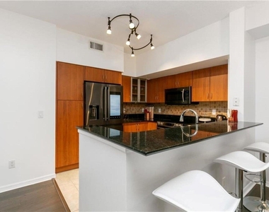 233 S Federal Highway - Photo Thumbnail 5