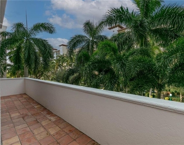233 S Federal Highway - Photo Thumbnail 21