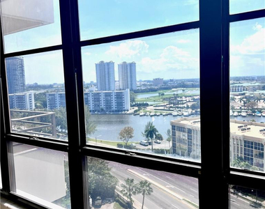 600 Three Islands Boulevard - Photo Thumbnail 4