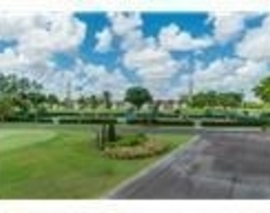 8911 S Hollybrook Boulevard - Photo Thumbnail 43