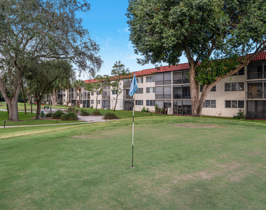 8911 S Hollybrook Boulevard - Photo Thumbnail 5