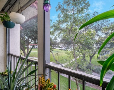 8911 S Hollybrook Boulevard - Photo Thumbnail 15