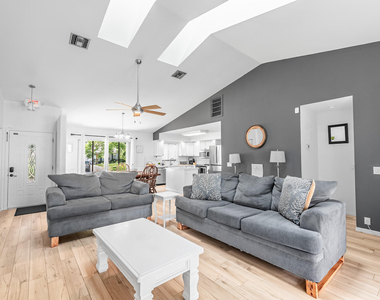1616 Sw 20th St Street Sw - Photo Thumbnail 8