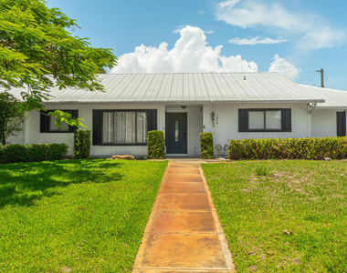1616 Sw 20th St Street Sw - Photo Thumbnail 7