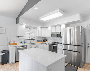 1616 Sw 20th St Street Sw - Photo Thumbnail 10
