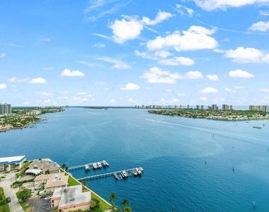 2650 Lake Shore Drive - Photo Thumbnail 29