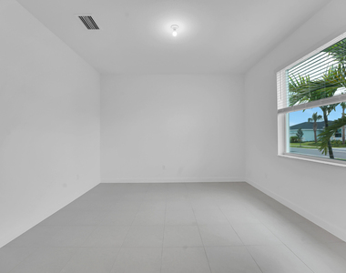 3551 Angler Drive - Photo Thumbnail 5