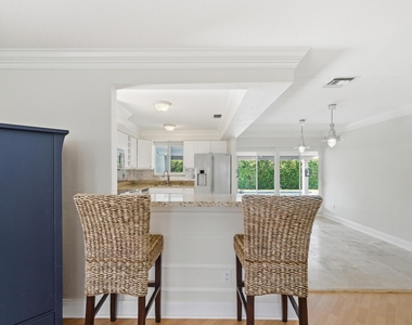 2685 Se 6th Street - Photo Thumbnail 7
