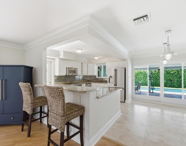 2685 Se 6th Street - Photo Thumbnail 8