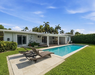 2685 Se 6th Street - Photo Thumbnail 15