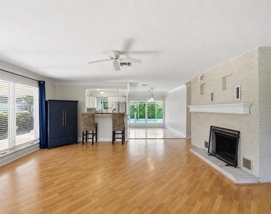 2685 Se 6th Street - Photo Thumbnail 5