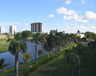 3050 Presidential Way - Photo Thumbnail 3