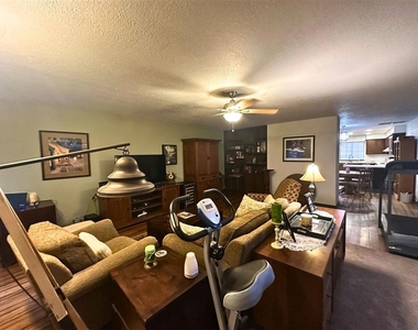6913 N Spinnaker Lane - Photo Thumbnail 6