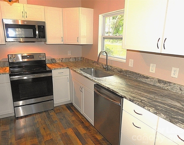 201 Merriman Road - Photo Thumbnail 5
