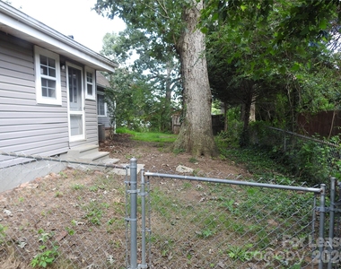 201 Merriman Road - Photo Thumbnail 21