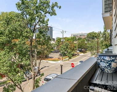 301 E Tremont Avenue - Photo Thumbnail 15