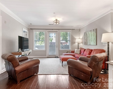 301 E Tremont Avenue - Photo Thumbnail 1