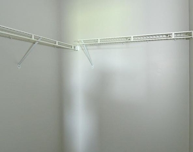 152 Glen Gar Drive - Photo Thumbnail 9